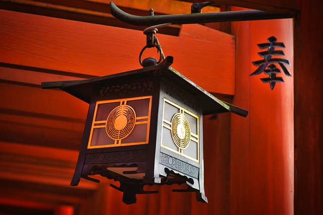 Cedar-lined wanderings in Kyoto for lantern streets and shrine quiet