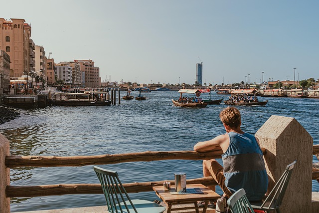 Gulf-lit evenings in Dubai for sleek towers and waterfront ease