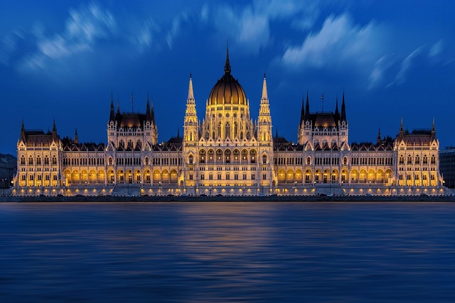 Hungarian waterfront escapes for bright summer calm and gentle indulgence