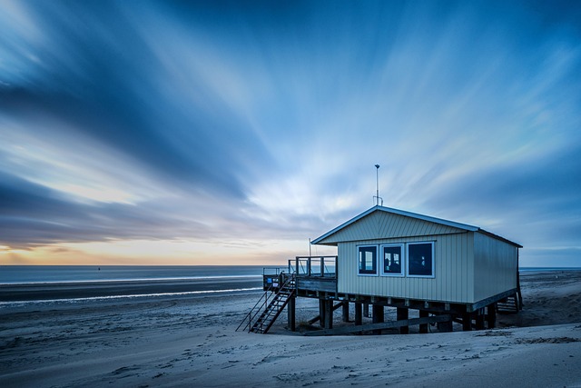 Samoa Beach House Far from Crowds and Close to Ocean Quiet