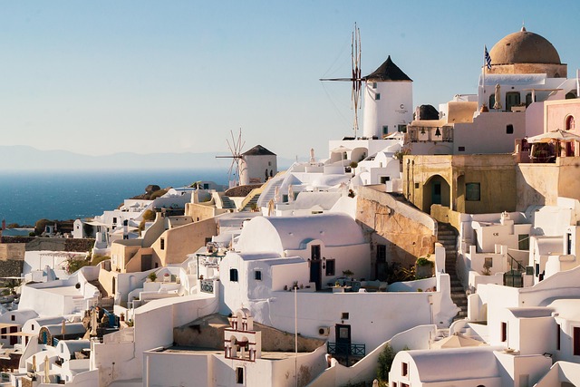 Santorini Cliffside Retreat with Caldera Mornings and Private Whitewashed Calm