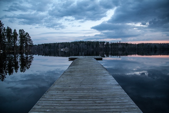 Sauna-Side Finland Hotels where lake calm and winter softness align